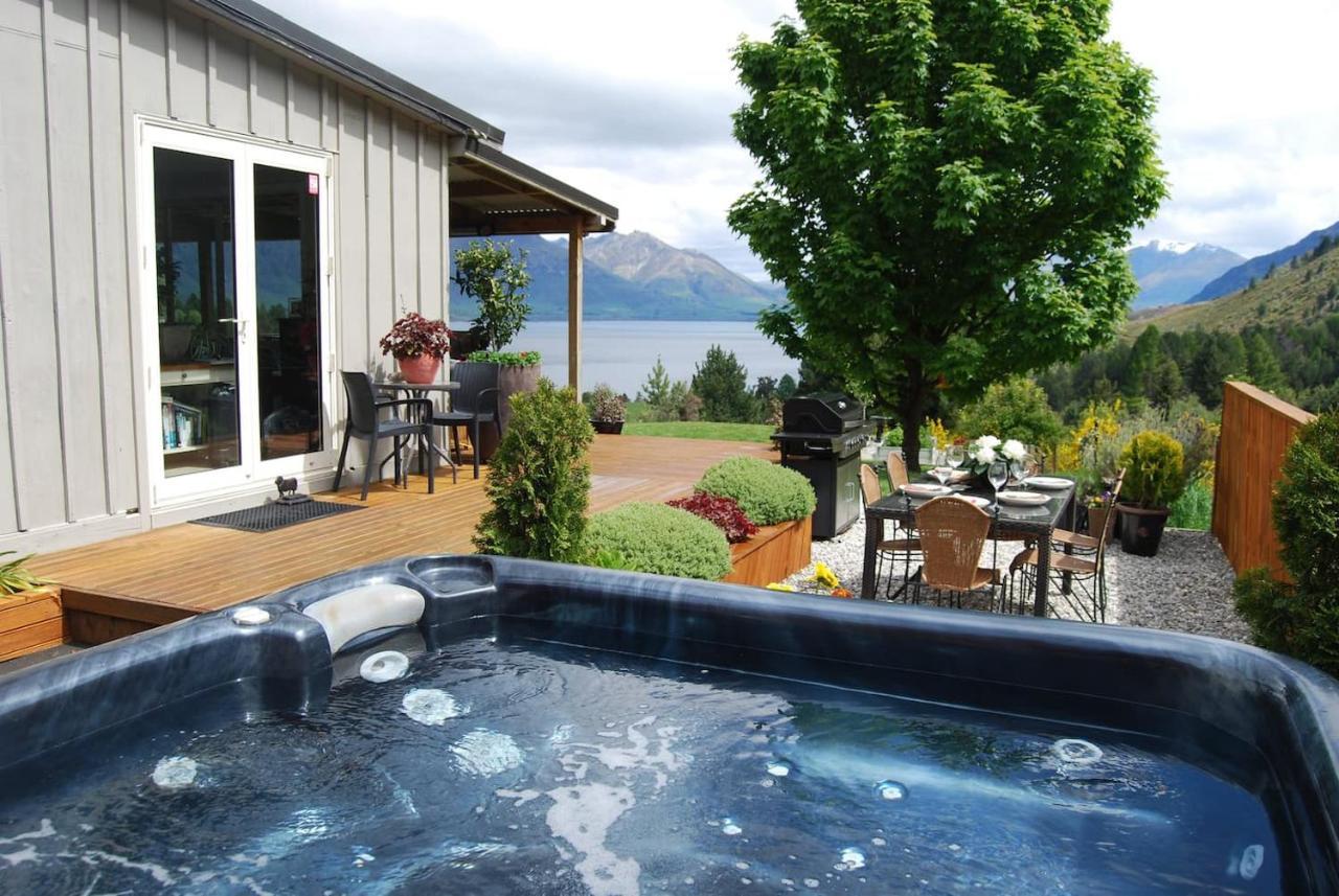 Private Cottage With Spa And Amazing Lake Views Closeburn Exterior foto